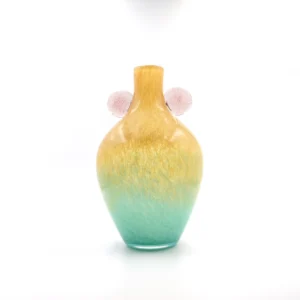art glass vase Qatar