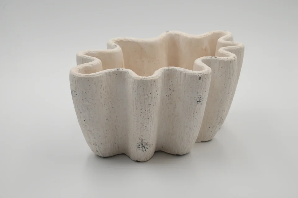 The Aegean Scallop Stone Planter
